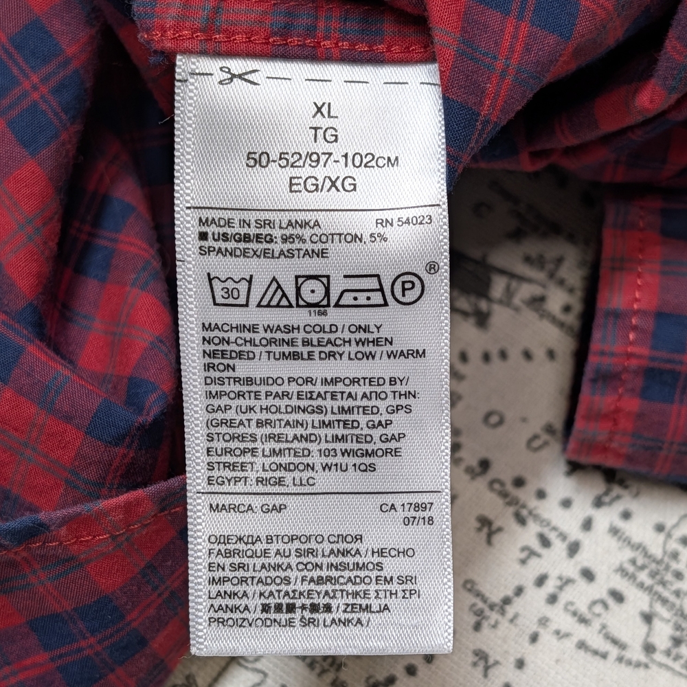 GAP Men's Red and Navy Standard Fit Stretch Plaid Shirt Size XL - Picture 3 of 6